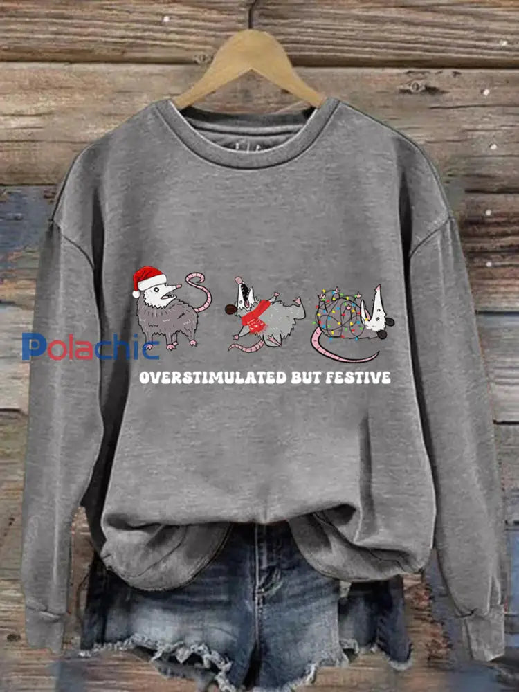 Sweat-shirt Femme Overstimulated Mais Festive Possum Noël Gris / S