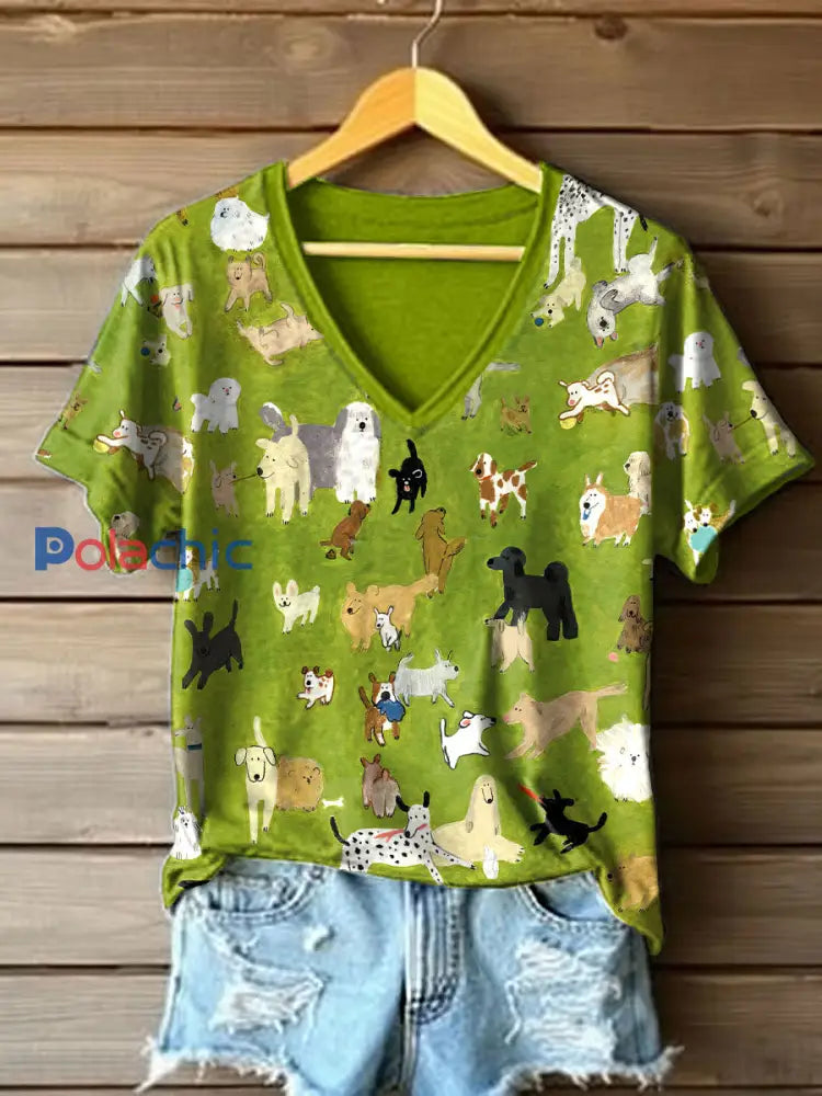 Chien mignon peinture à l’huile Art Print V-Neck T-Shirt des femmes Vert / S