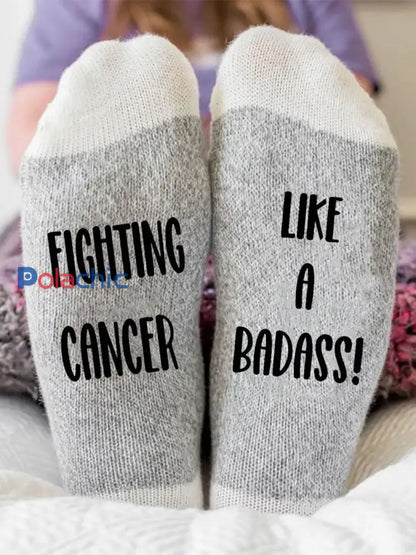Combattre le cancer comme un badass chaussettes unisexes gris clair / ONE