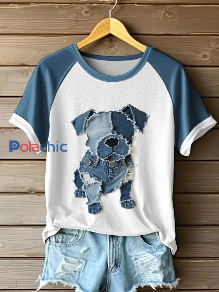 Motif chien mignon Patchwork Art T-Shirt des femmes Bleu Marine / S