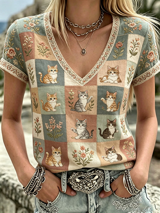 T-shirt décontracté à col en V pour femmes, avec imprimé mignon de chats et de plantes/fleurs