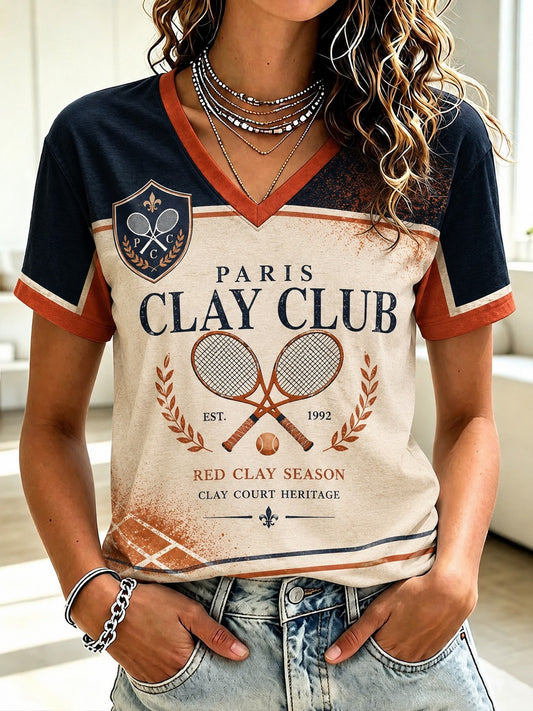T-shirt imprimé à col en V du Championnat international de France de tennis féminin