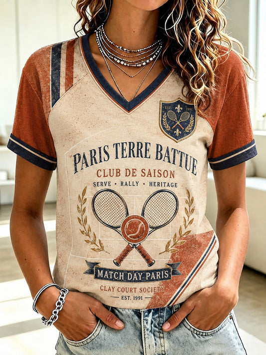 T-shirt imprimé à col en V du Championnat international de France de tennis féminin