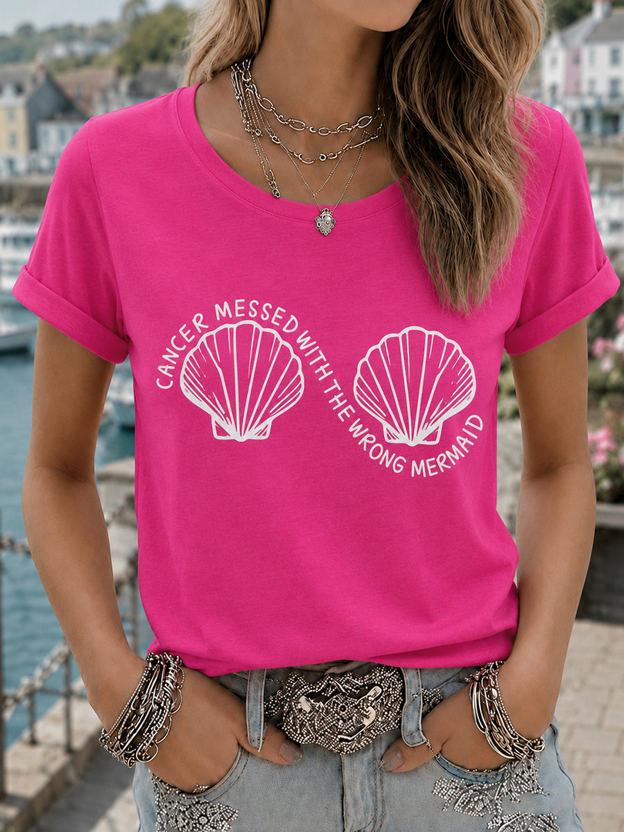T-shirt rose à imprimé pour la sensibilisation au cancer du sein, avec perruque sirène et motif «Mermaid March» pour femmes