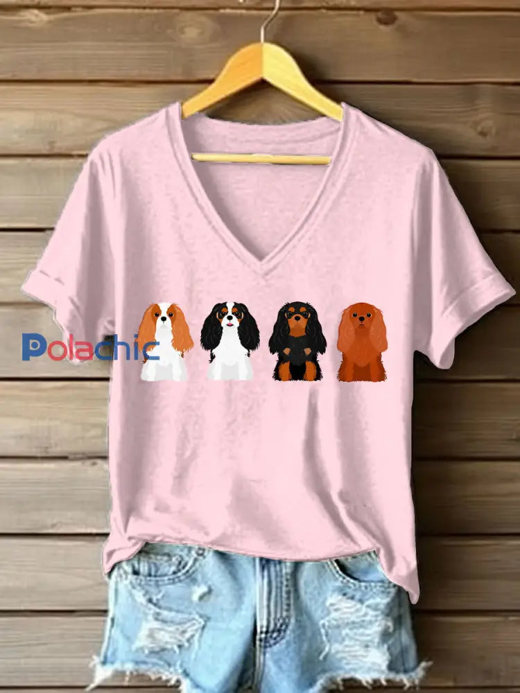 T-shirt Cavalier Dog Print à col en V Femme Rose / S